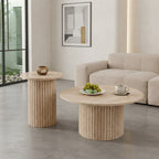 Duo de tables basses Lumo bois clair devant un canapé blanc