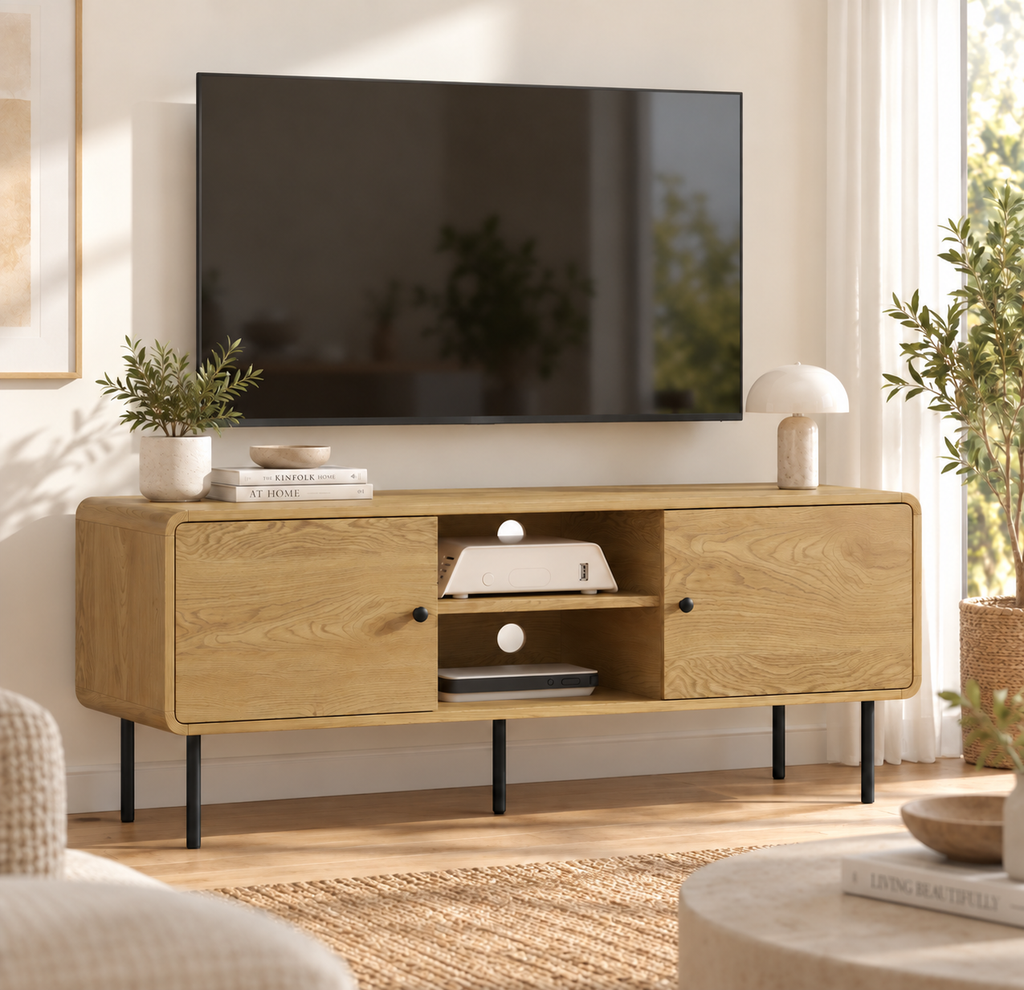 Meuble TV Eydan aux coins arrondis dans un salon chaleureux