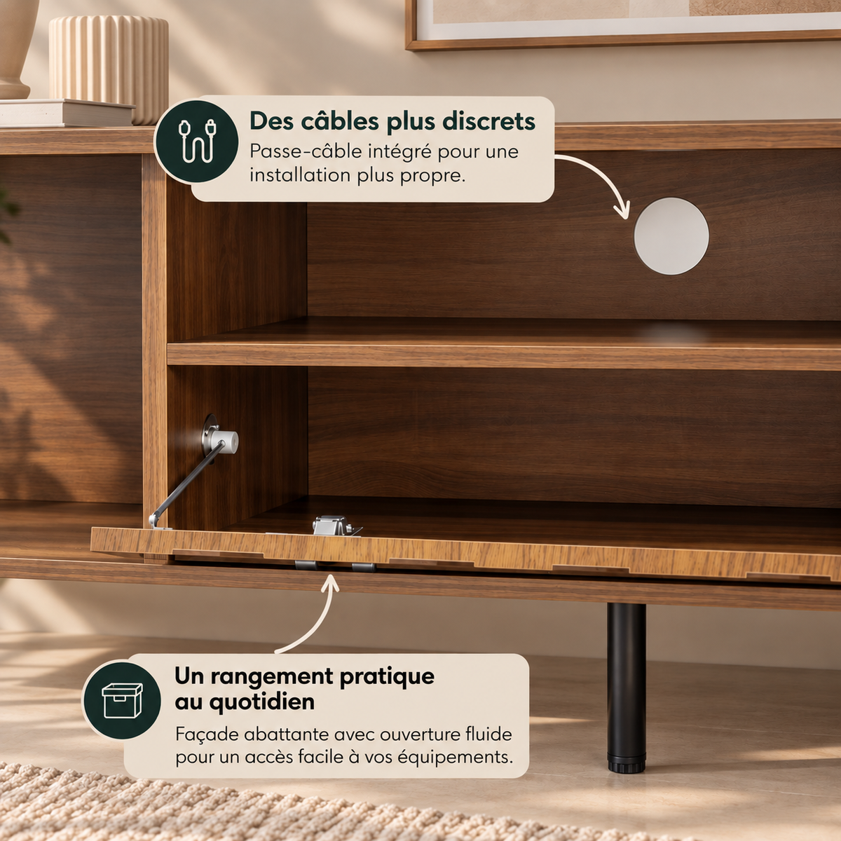 Niche multimédia et passage de câble du meuble TV Elvan