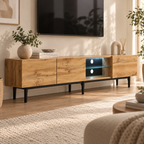 Rangements du meuble TV Kael organisés avec équipements accessibles