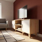 Meuble TV Svea avec deux placards et niches centrales dans un salon scandinave