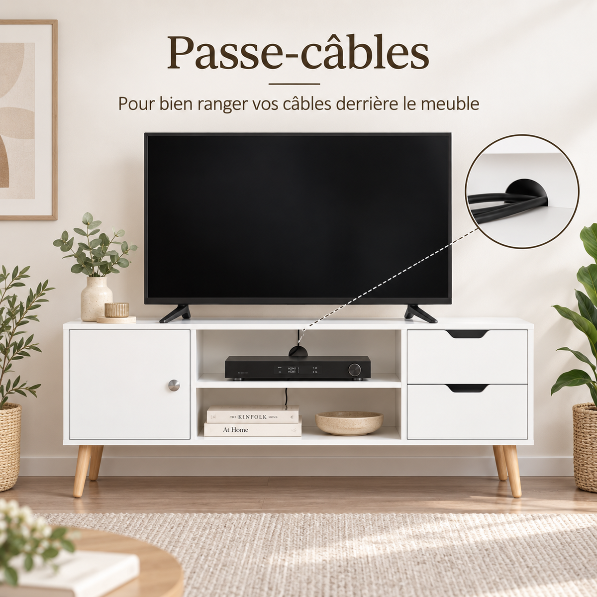Niches et passe-câble du meuble TV Svelen