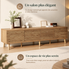 Façades à lames du meuble TV Norell dans un salon chaleureux