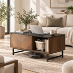 Table basse Svala dans un salon chaleureux avec espace libre pour robot aspirateur